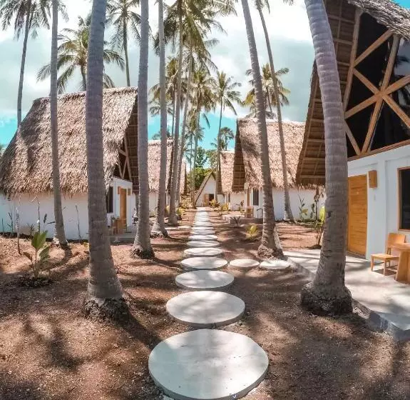 استراحتگاه Bermuda Triangle Bungalows