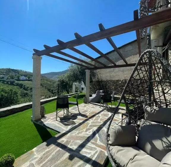 تختخواب و صبحانه Casa Dona Eufémia