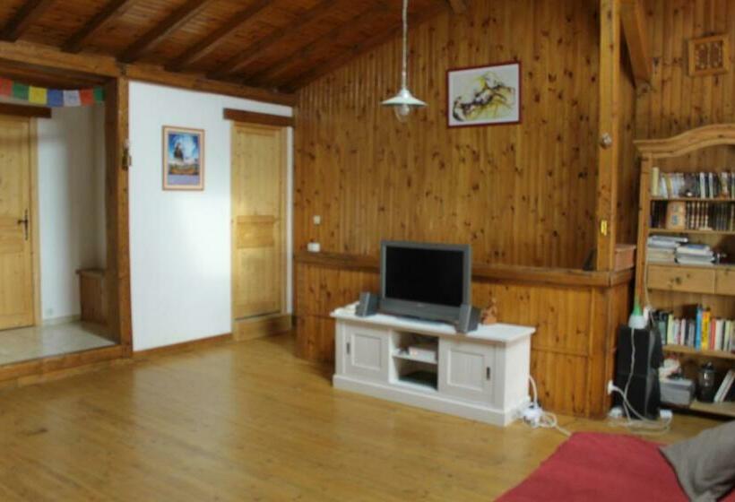 צימר Chez Louve Bleue