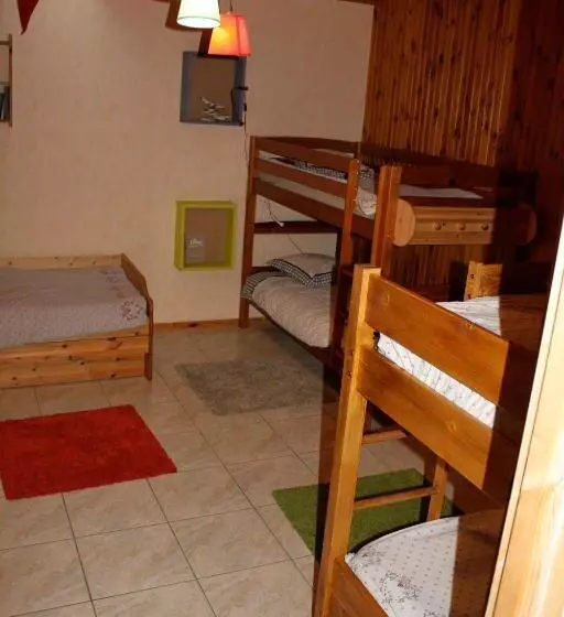 Aamiaismajoitus (B&B) Chez Louve Bleue