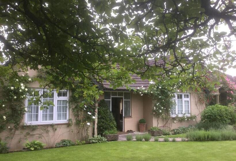 مبيت وإفطار Deverill End