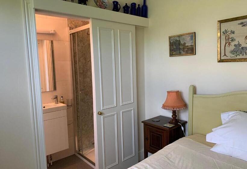 مبيت وإفطار Deverill End