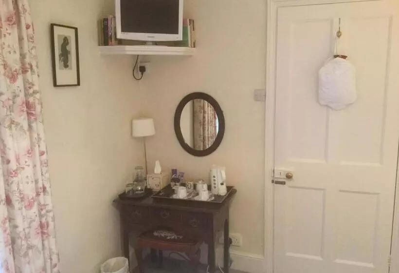 Bed and Breakfast Deverill End