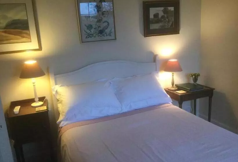 Bed and Breakfast Deverill End
