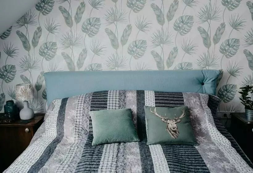 Aamiaismajoitus (B&B) Jam Luxury Apartment