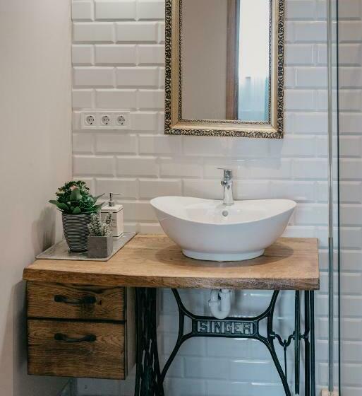 Nocleg ze śniadaniem Jam Luxury Apartment