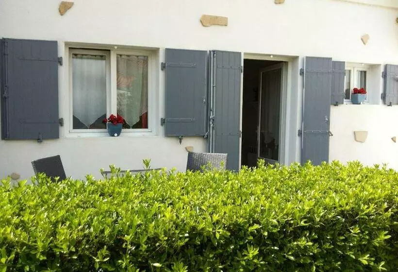 Aamiaismajoitus (B&B) La Jarrie Leduc