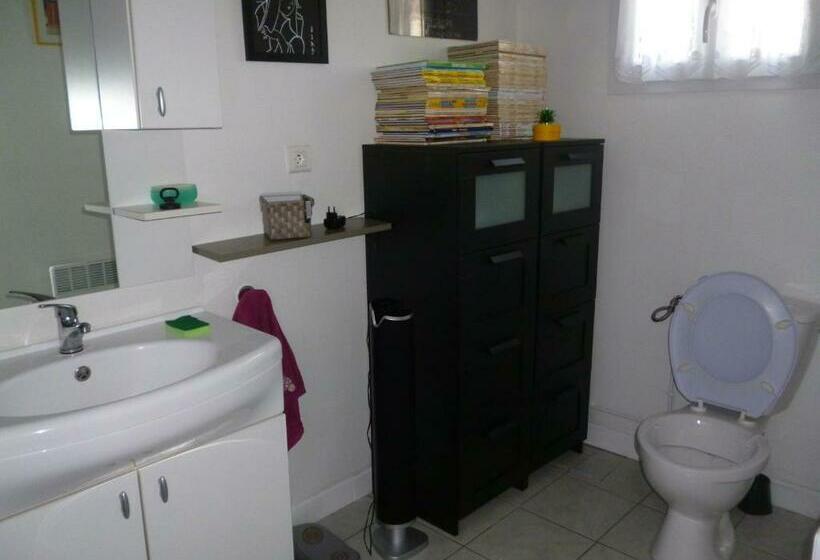 مبيت وإفطار La Jarrie Leduc