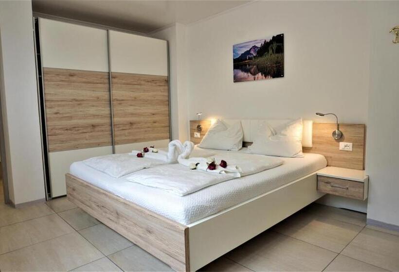 בית מלון כפרי Zum Schwarzen Kus