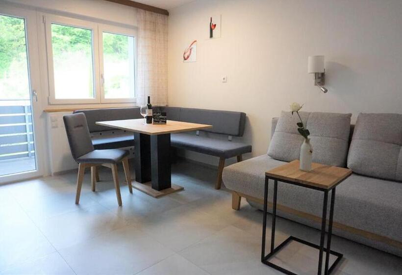 בית מלון כפרי Zum Schwarzen Kus