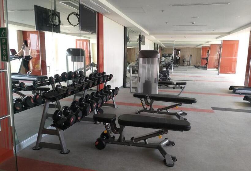 Mactan Newtown With Sun Set And Garden View