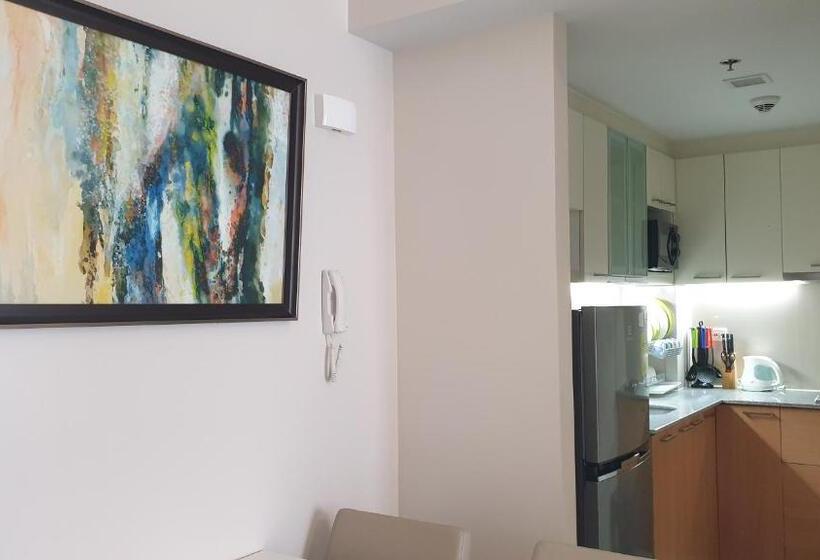 Mactan Newtown With Sun Set And Garden View