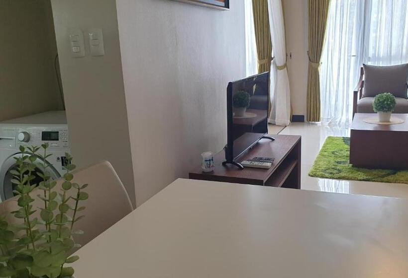 Mactan Newtown With Sun Set And Garden View