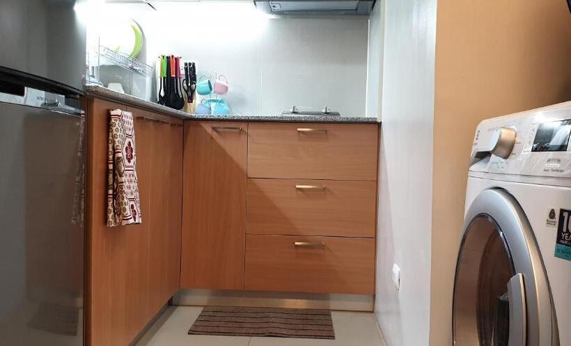 Mactan Newtown With Sun Set And Garden View