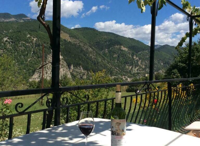 膳宿费 Clôt De Félines Chambre Spacieuse