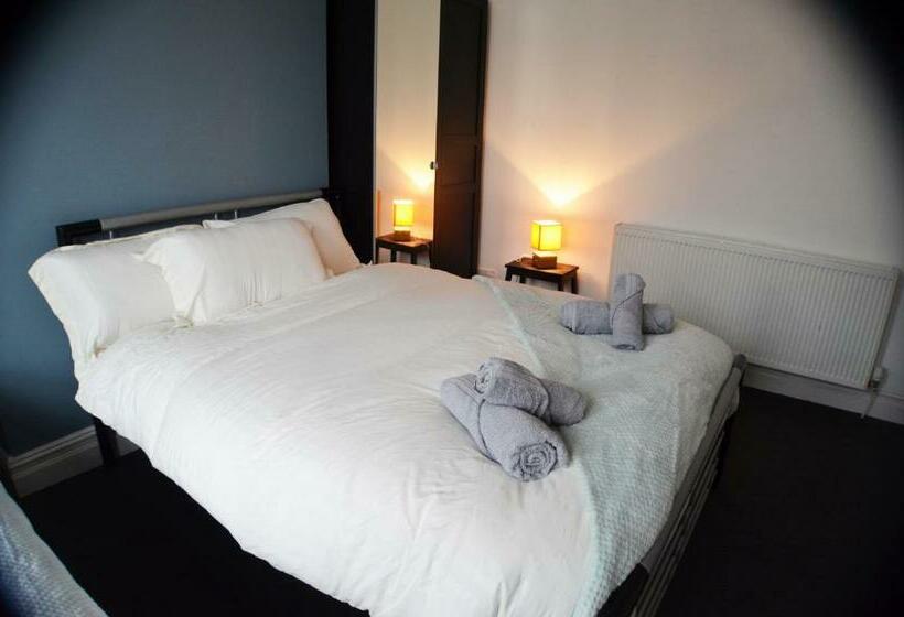 ペンション Old Swan Guest House