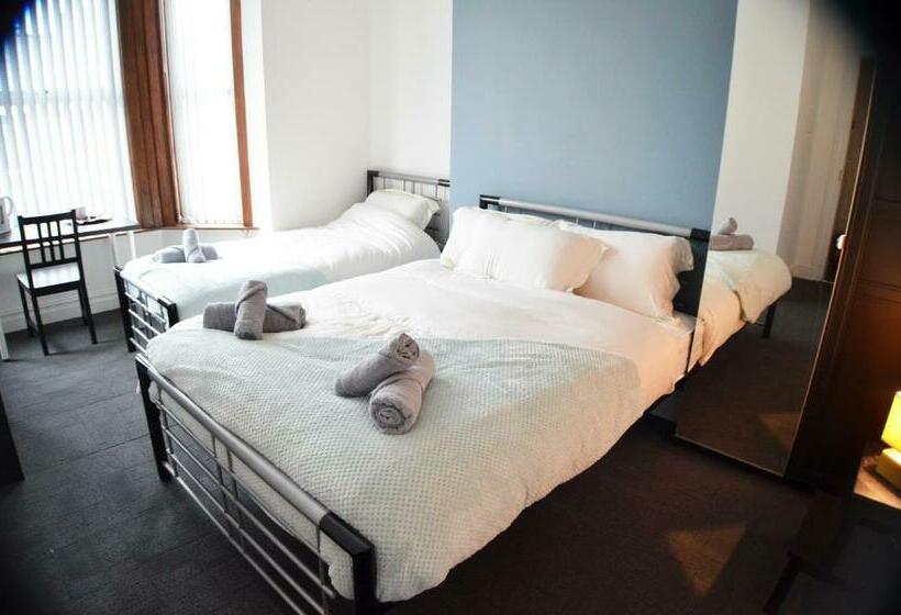 ペンション Old Swan Guest House