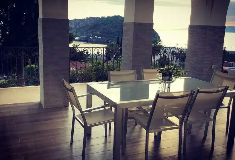 Villa Nappi Bed & Breakfast