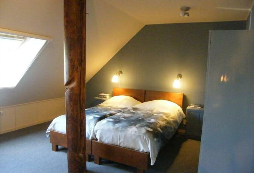 住宿加早餐  Bij Ons Op 20