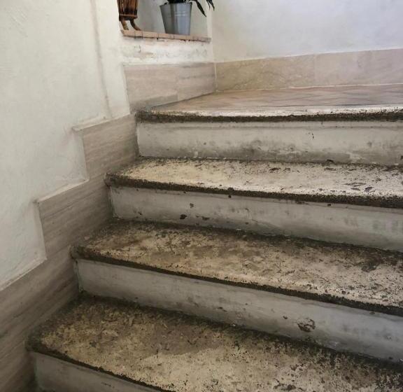 بنسيون La Posta Regia