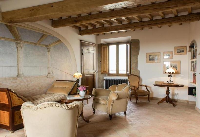 بنسيون La Posta Regia