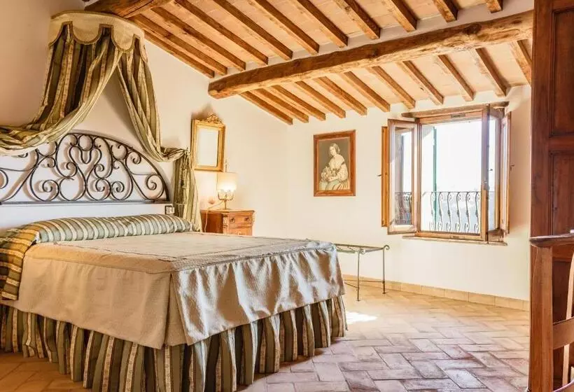 Majatalo La Posta Regia