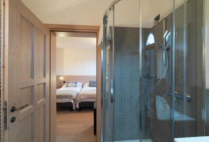 פנסיון Marzia Lounge