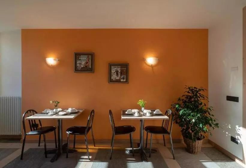 Majatalo Marzia Lounge