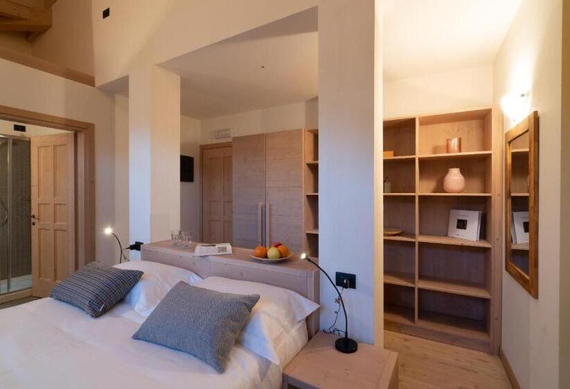 פנסיון Marzia Lounge