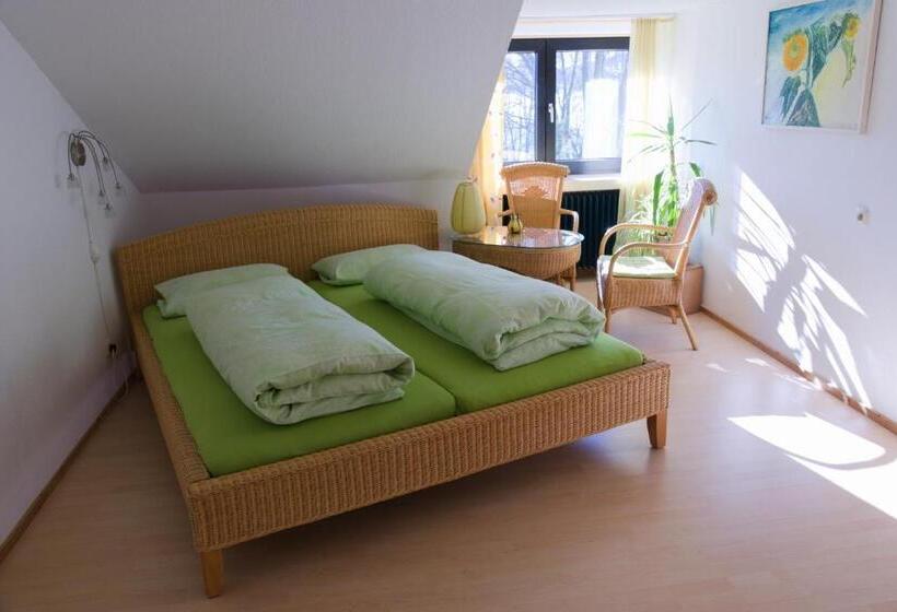 ペンション Bio Gästehaus Rhöndistel