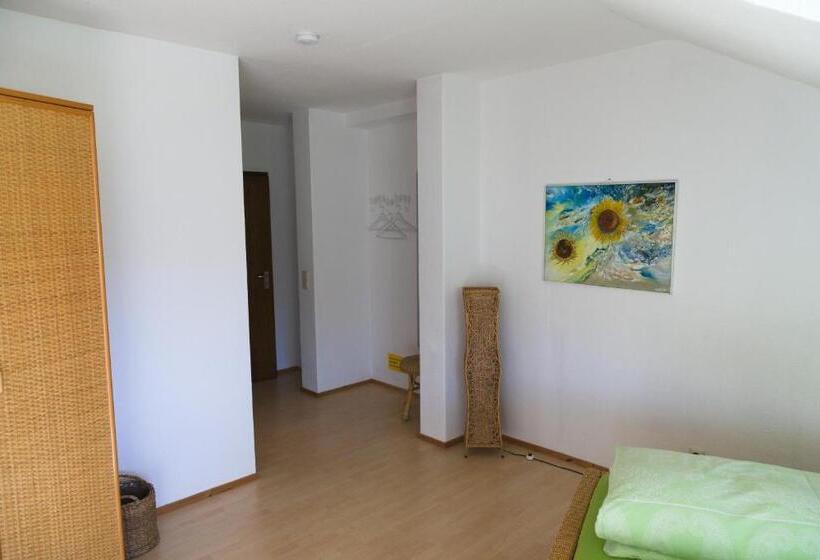 ペンション Bio Gästehaus Rhöndistel