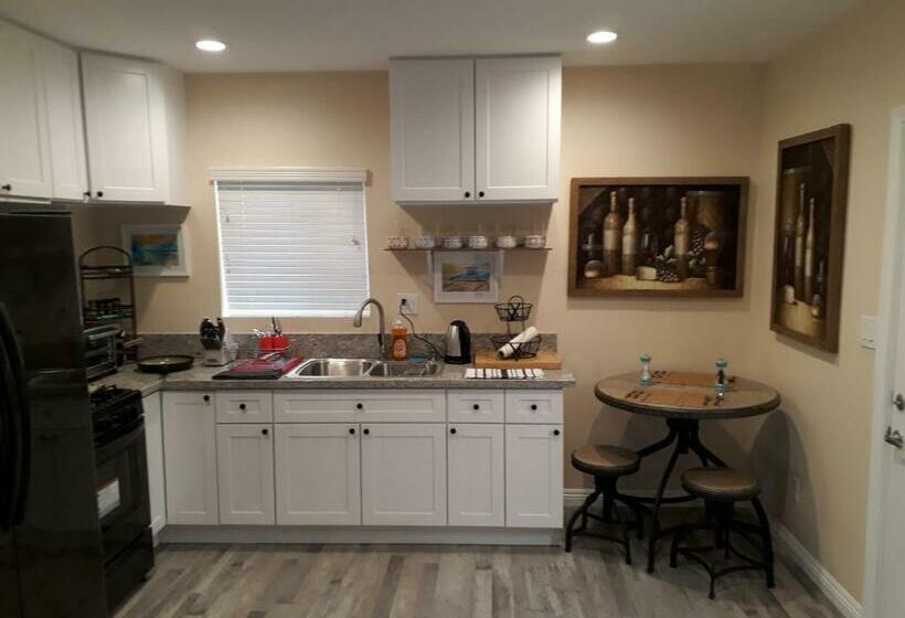 ペンション Comfortable Luxury Studio