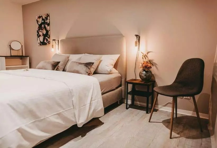 The Loft Lodge   Atelier