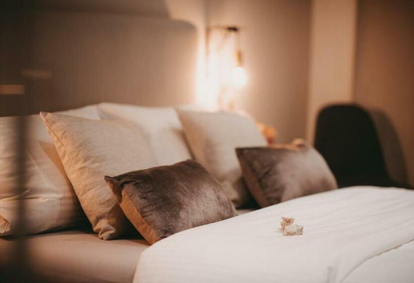 The Loft Lodge   Atelier