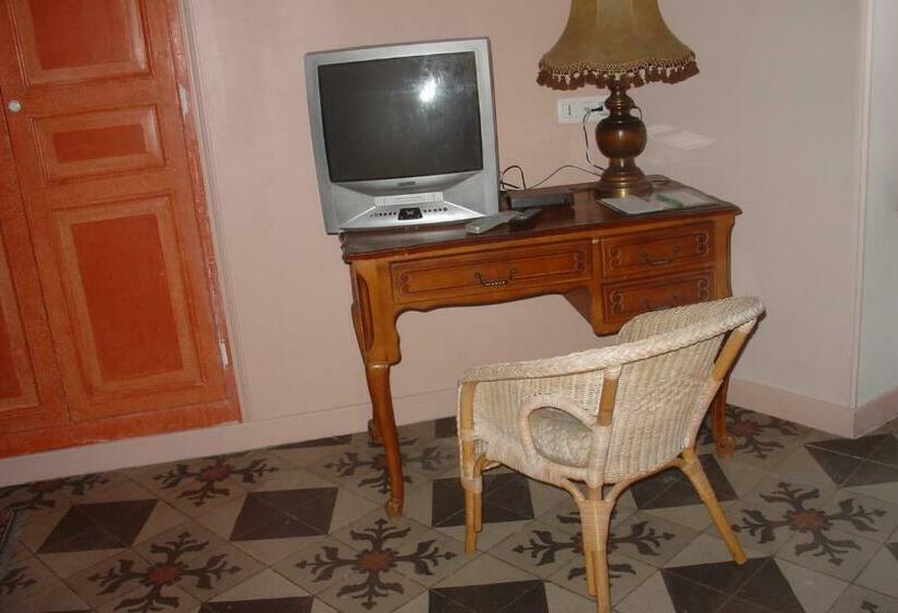 住宿加早餐 L Echarpe D Iris