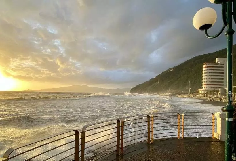 Aamiaismajoitus (B&B) Lungomare Portoturistico