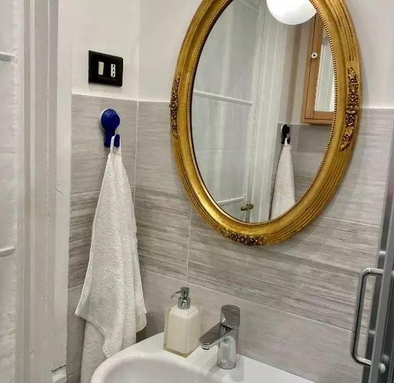 Aamiaismajoitus (B&B) Lungomare Portoturistico