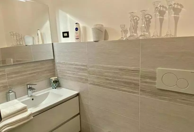 Aamiaismajoitus (B&B) Lungomare Portoturistico