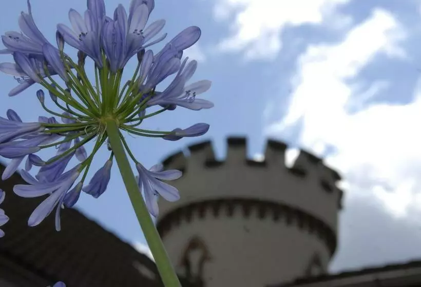 Hotelli Pension Kastanienhof