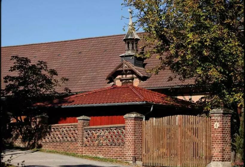 Hotelli Pension Kastanienhof