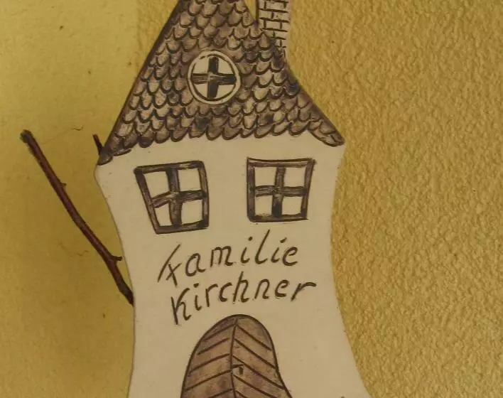 Hotelli Pension Kastanienhof