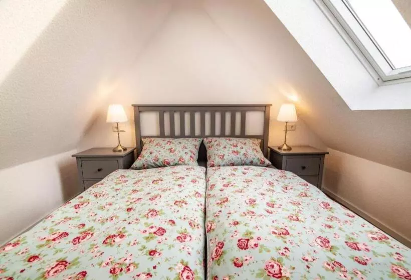 ペンション Ganze Wohnung In Bad Buchau Am Federsee
