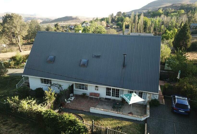 펜션 Honeysuckle Clarens