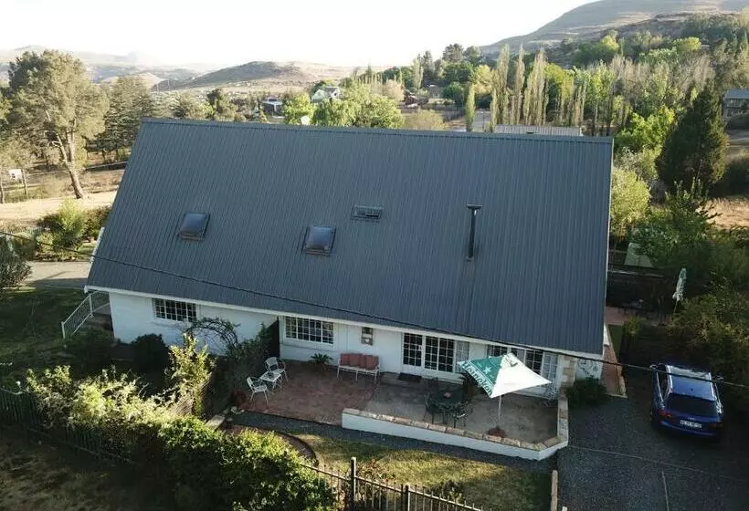 Majatalo Honeysuckle Clarens