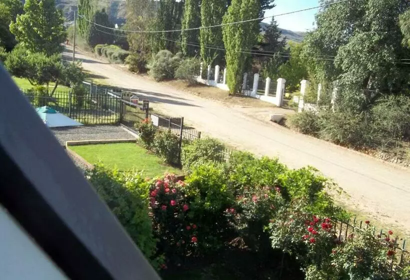 Majatalo Honeysuckle Clarens