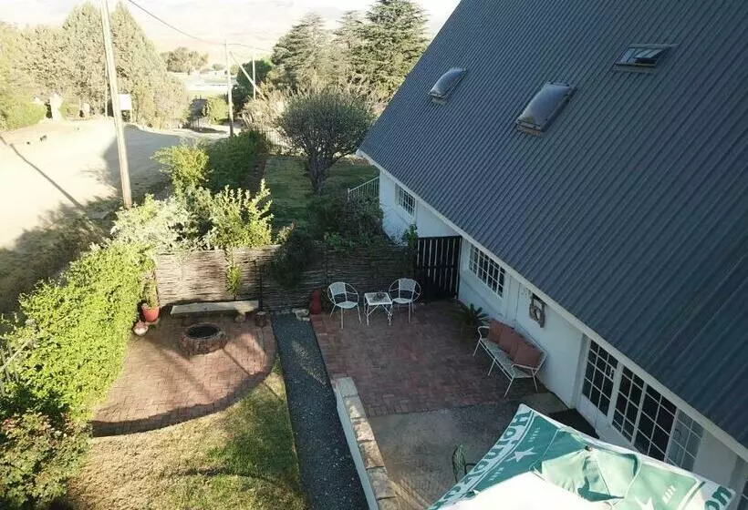 Majatalo Honeysuckle Clarens