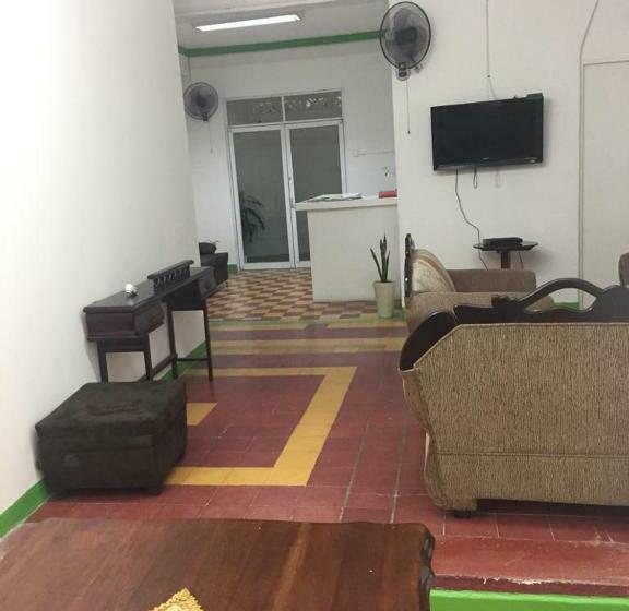 پانسیون Hostal La Concordia