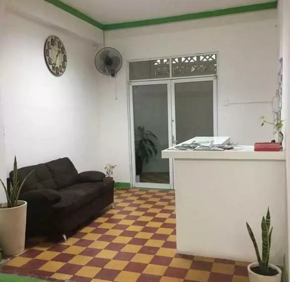 ペンション Hostal La Concordia