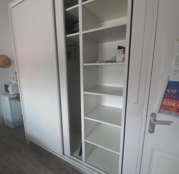 پانسیون Lauraym 1