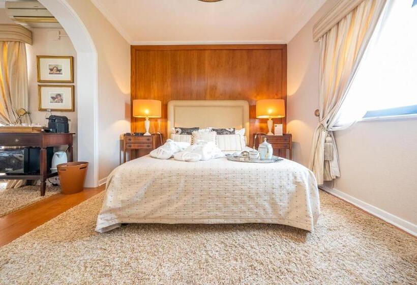 پانسیون Lourenço S House Deluxe Cascais